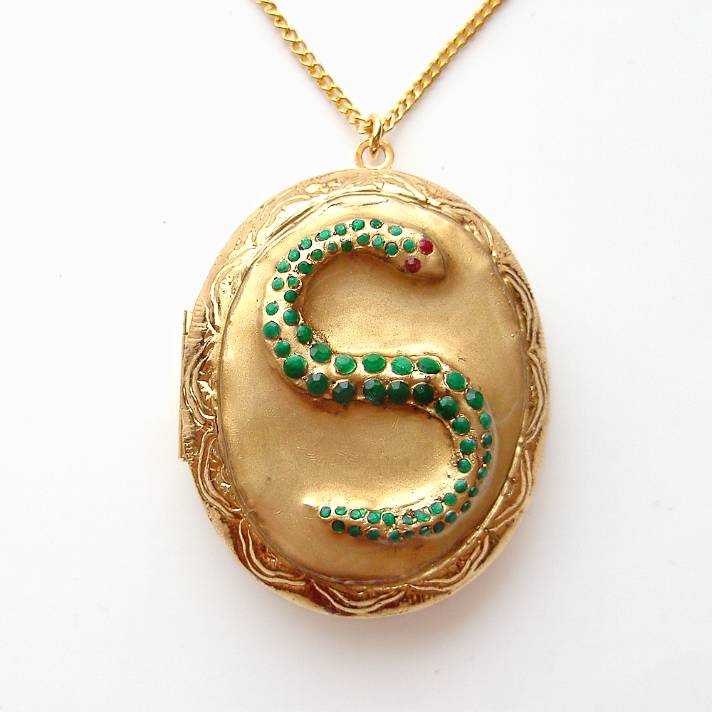 Harry Potter Slytherin Horcrux Locket With Gold Chain Necklace